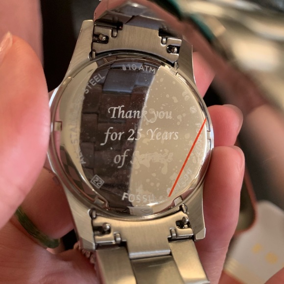 Brand New Fossil Watch - Picture 4 of 8